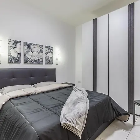 Daire Spacious 4 Bedroom Apt In The Heart Of St Julian's