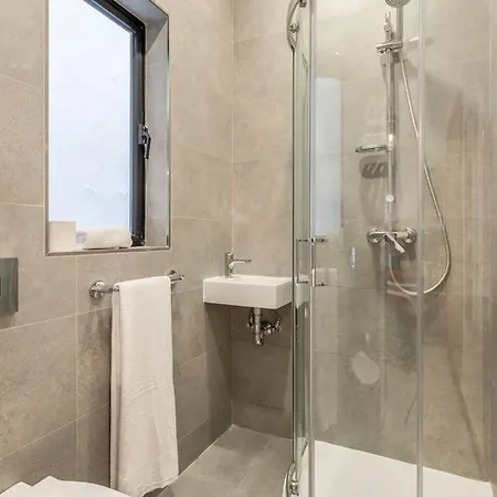 Spacious 4 Bedroom Apt In The Heart Of St Julian's Saint Julian's